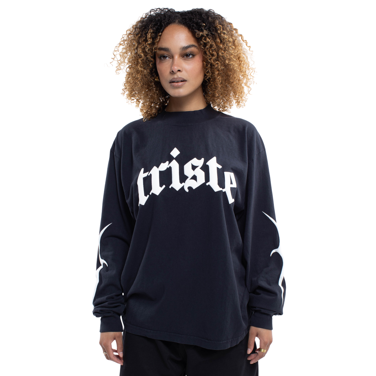 Camiseta negra de manga larga Triste